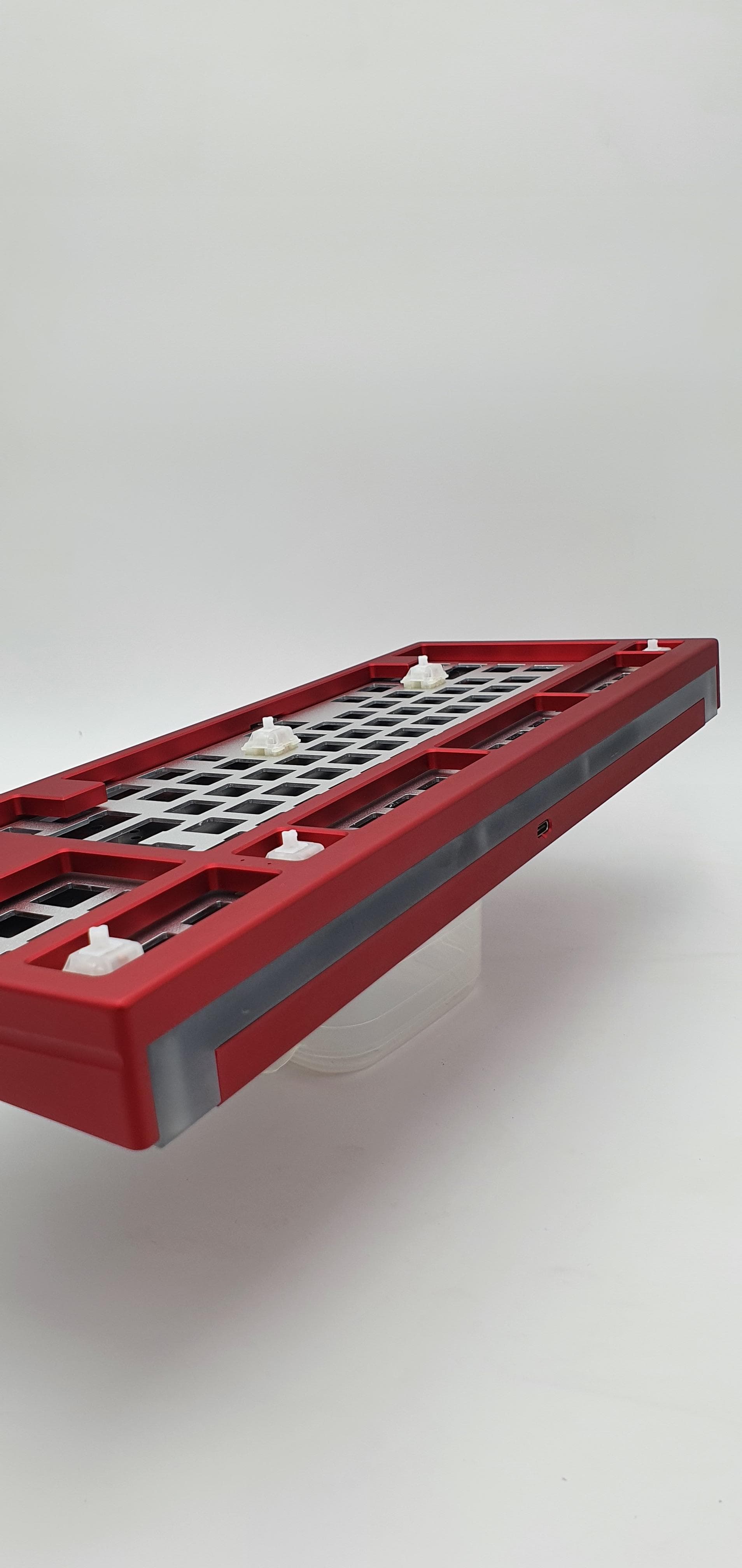 LZ : bold F13 TKL - Gallery image 2 showing project details