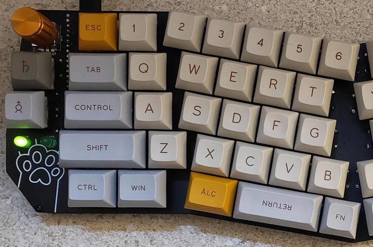 OBE - Orange Boy Ergo (IC)