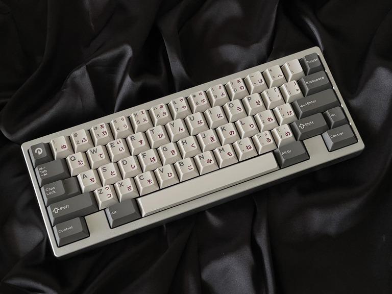 60+ (IC)