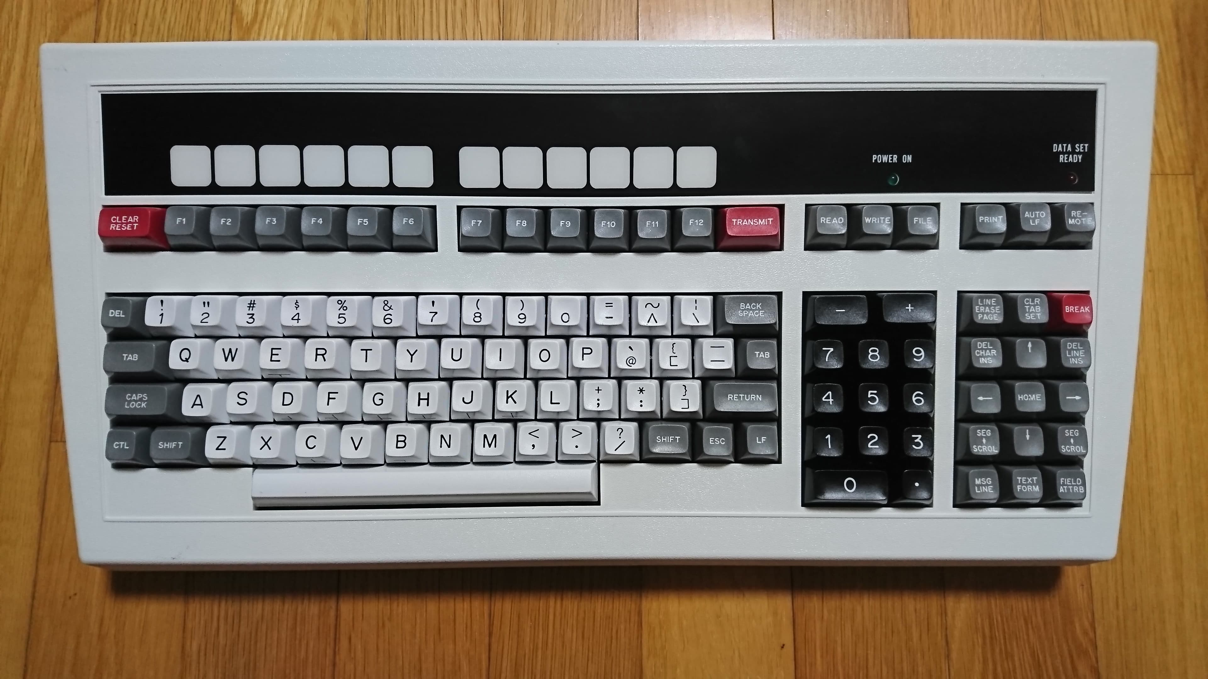 SA Well, Honey! Keycap Set - Gallery image 2 showing project details