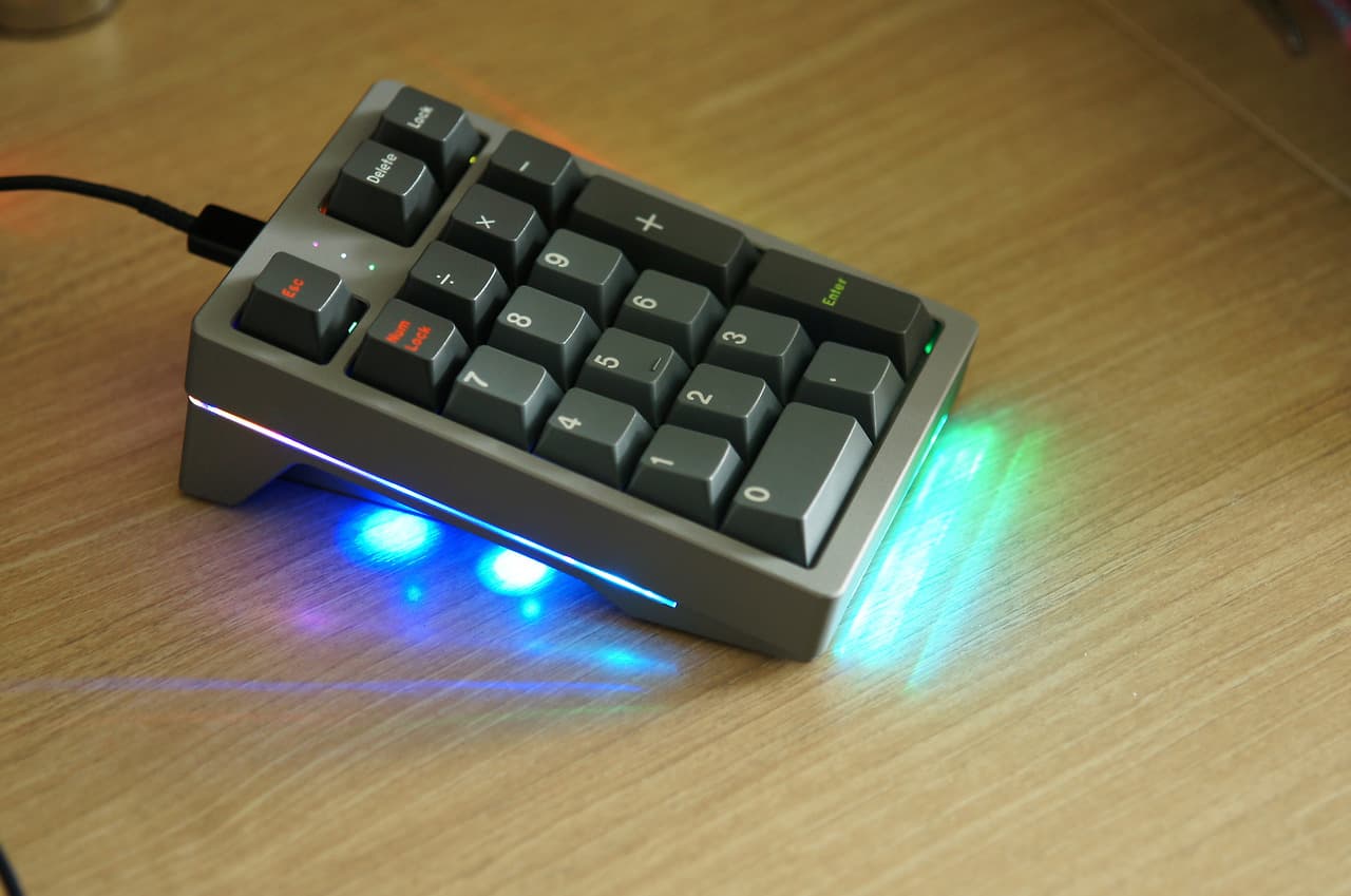 Duck Light Pad V2 - Gallery image 5 showing project details