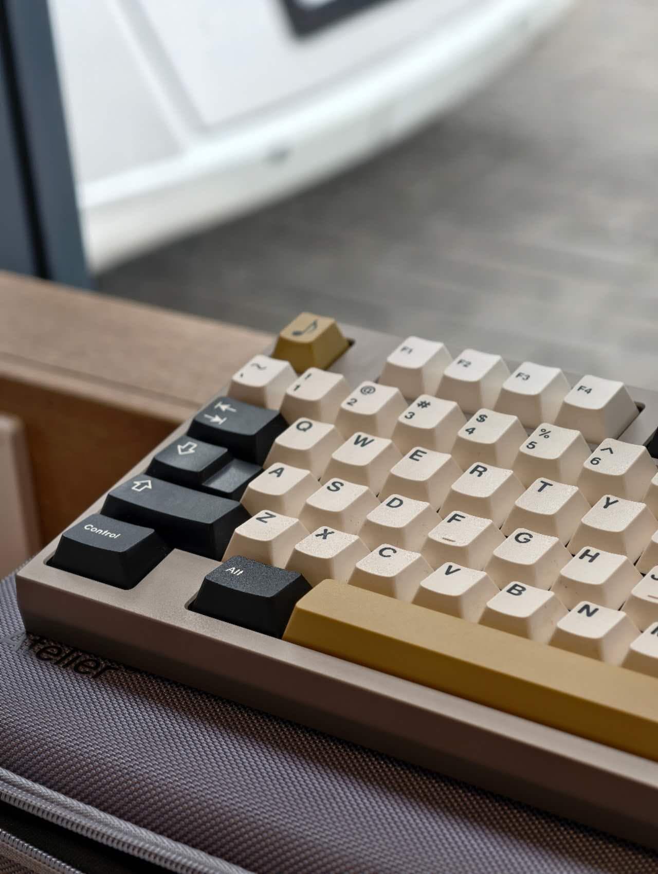 Origami TKL V2 - Gallery image 2 showing project details