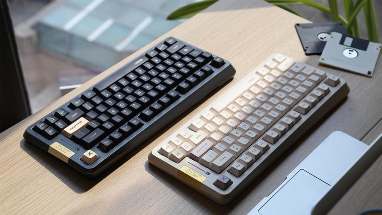 Mobius Keyboard (IC)