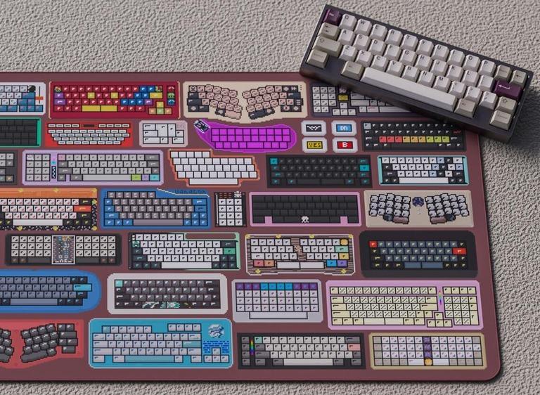 40s Pixel Deskmat '22 (GB)