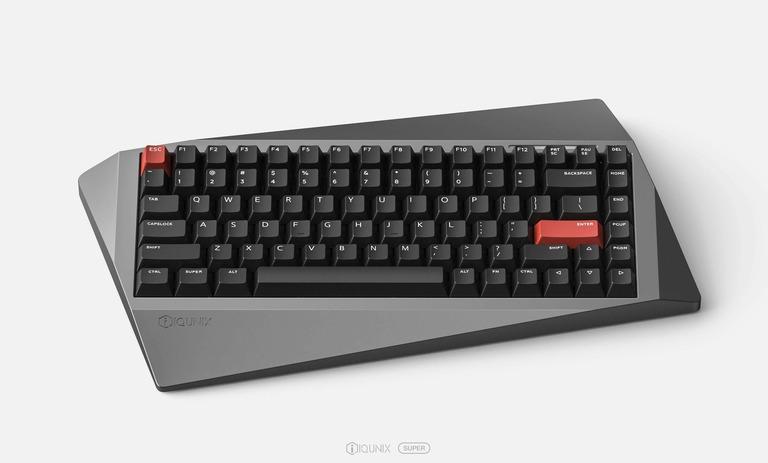 IQUNIX SUPER STRIKER 80 (IC)