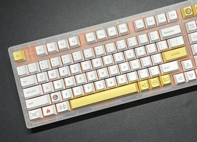 Light Alchemist and Dark Alchemist Keycaps (IC)