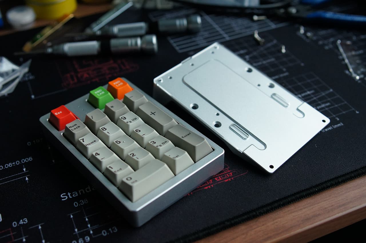 Duck Light Pad V2 - Gallery image 3 showing project details