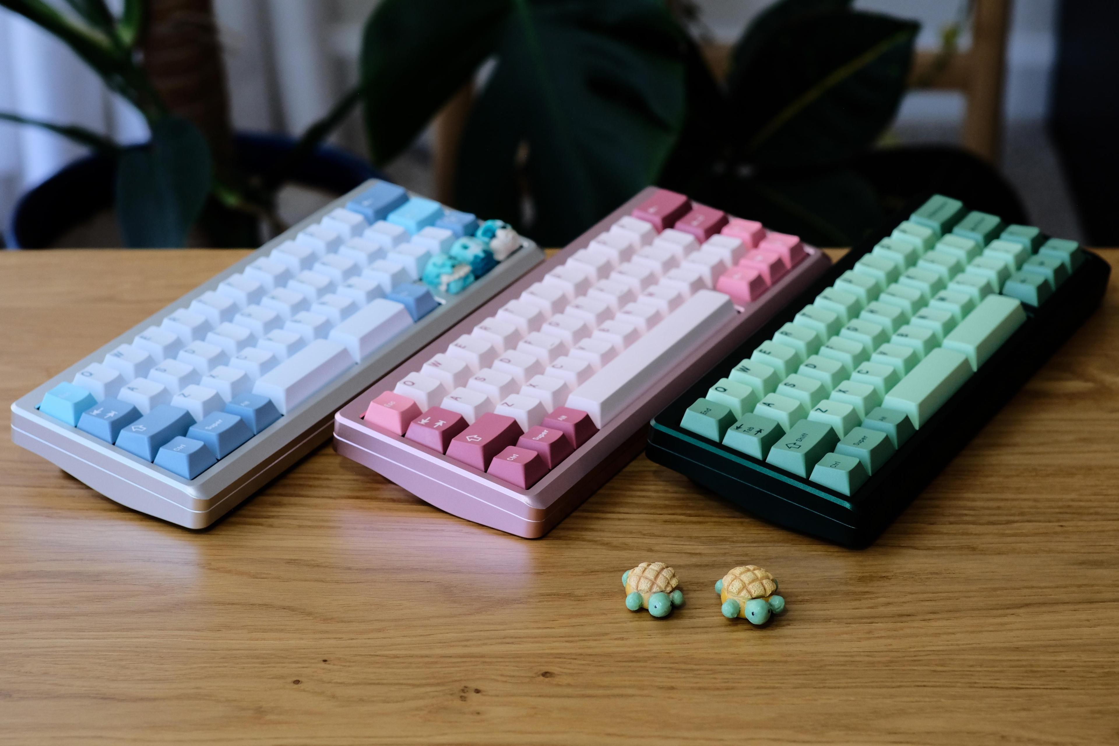 MB-44 v2 (IC) - Keyboard group buy cover image featuring MB-44 v2, keyboard kit, mechanical keyboard