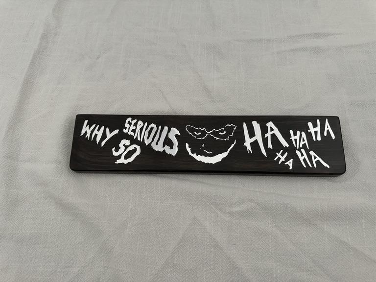 Joker Wrist Rest (IC)