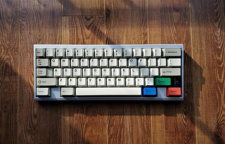 Eon MMXXIII WKL Wedge 60% (GB)