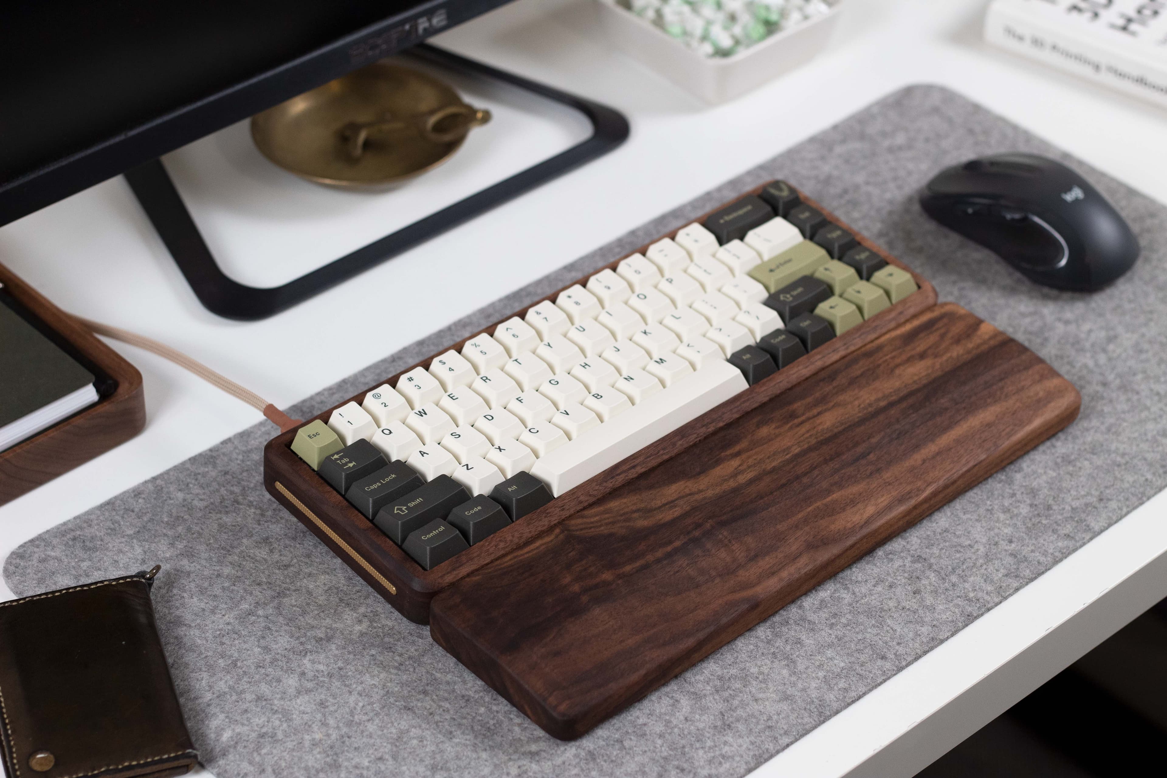 NULL65 Series 2.0 Wood Keyboard Kit - Gallery image 1 showing project details