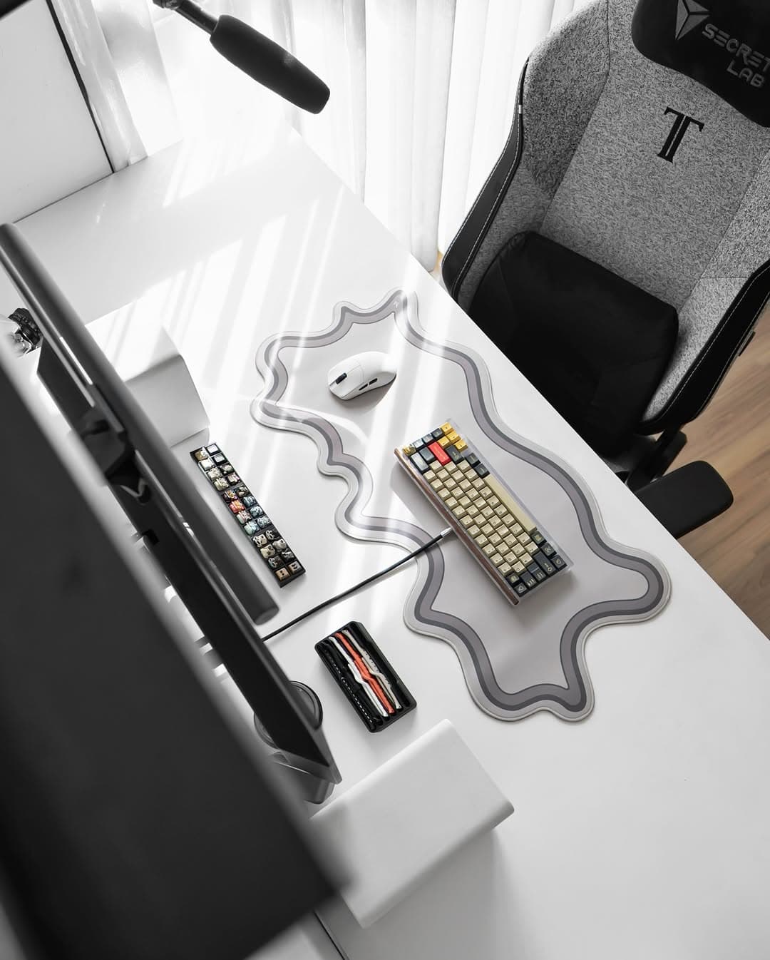 Substance Deskmat Round 2 - Gallery image 2 showing project details