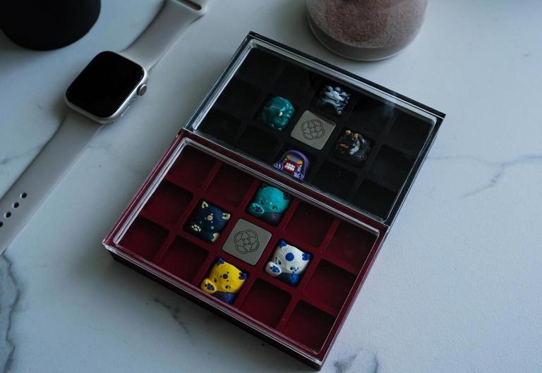 Fragment R Artisan Tray