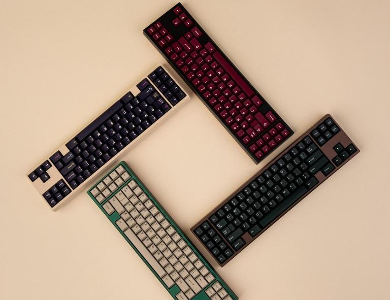 Reflection XT FRL - Keyboard group buy cover image featuring Reflection XT FRL TKL, Han Boards, ProtoTypist, mechanical keyboard, group buy, 7 degree typing angle, sandblasted 6063 aluminum, copper weight, QMK/VIAL, gasket mount, burger o-ring mount, $440 - $475, October 20th, November 20th, Q1 2024