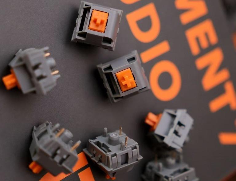Ashes Linear Switch R2 (IC)