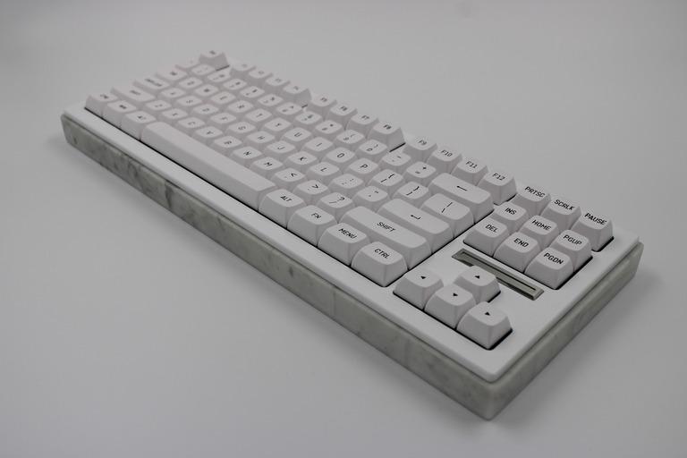Carrara Marble Keyboard - Osidian TKL (IC)