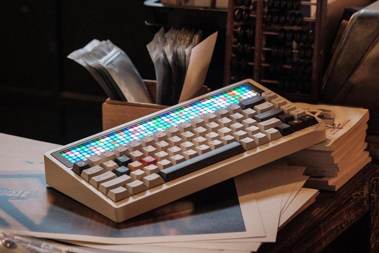 AM RGB 65 (IC)