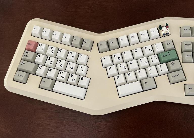 Nearfield Ergonomic Keyboard (IC)