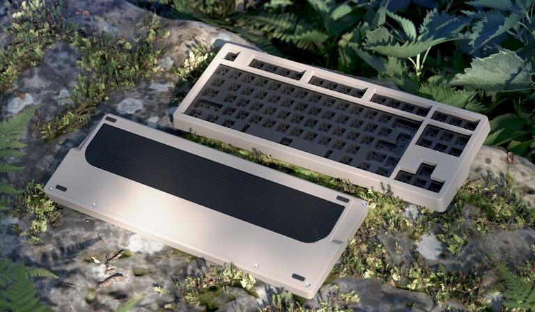 Caerdroia TKL