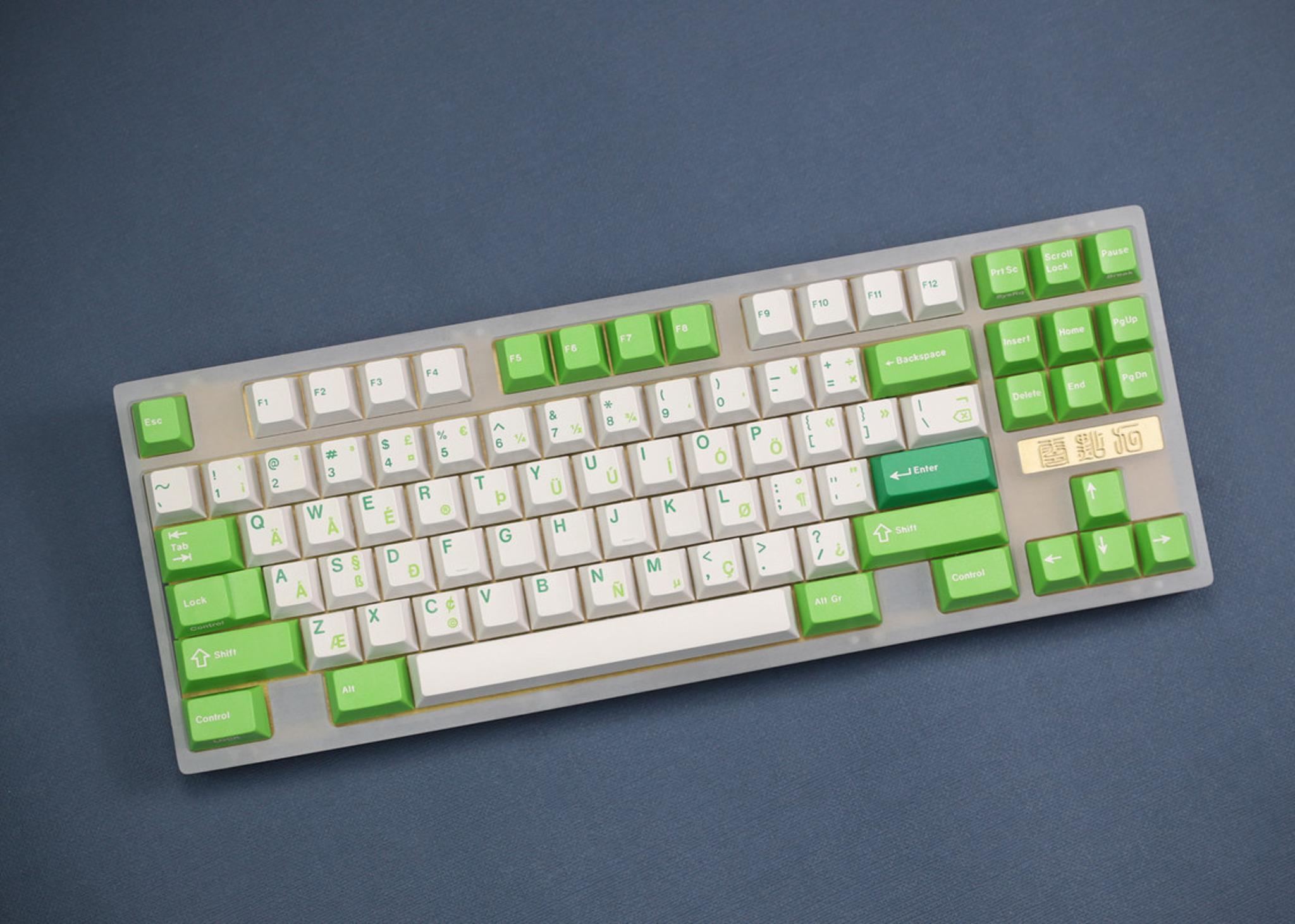 Equalz Zer0.9 Polycarbonate TKL - Keyboard group buy cover image featuring Equalz Zer0.9, polycarbonate, TKL, keyboard, CNC, PVD, RGB, LDN PCB, Type-C
