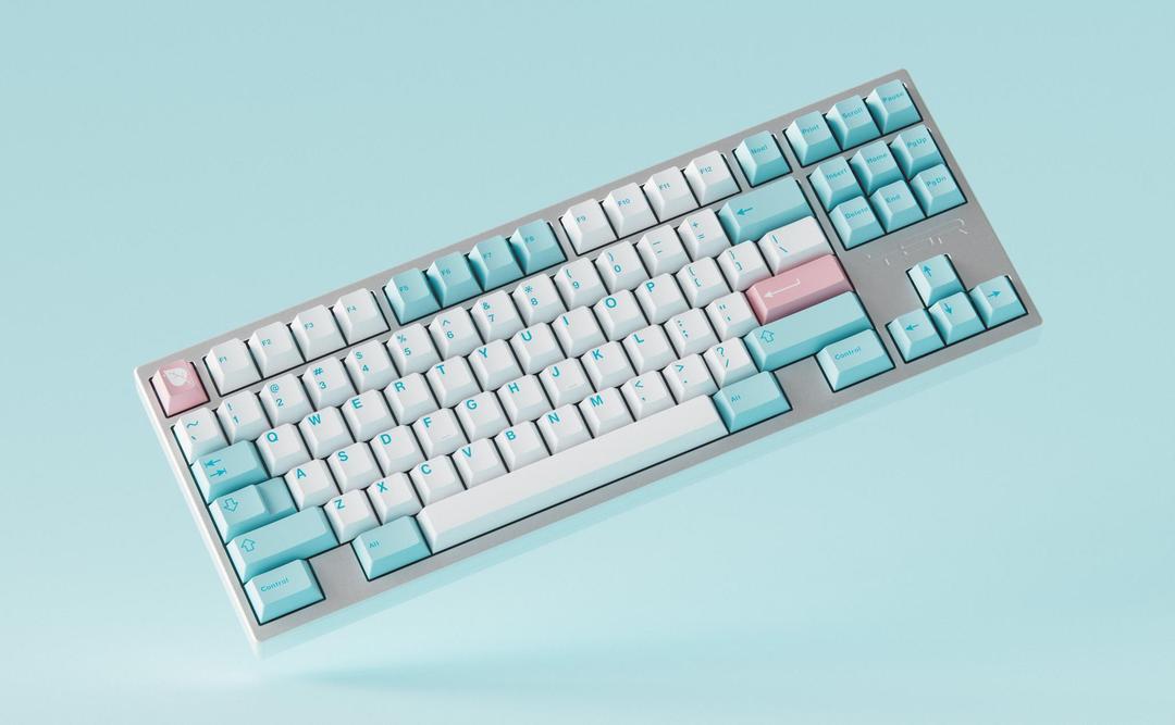 GMK Noel (IC)