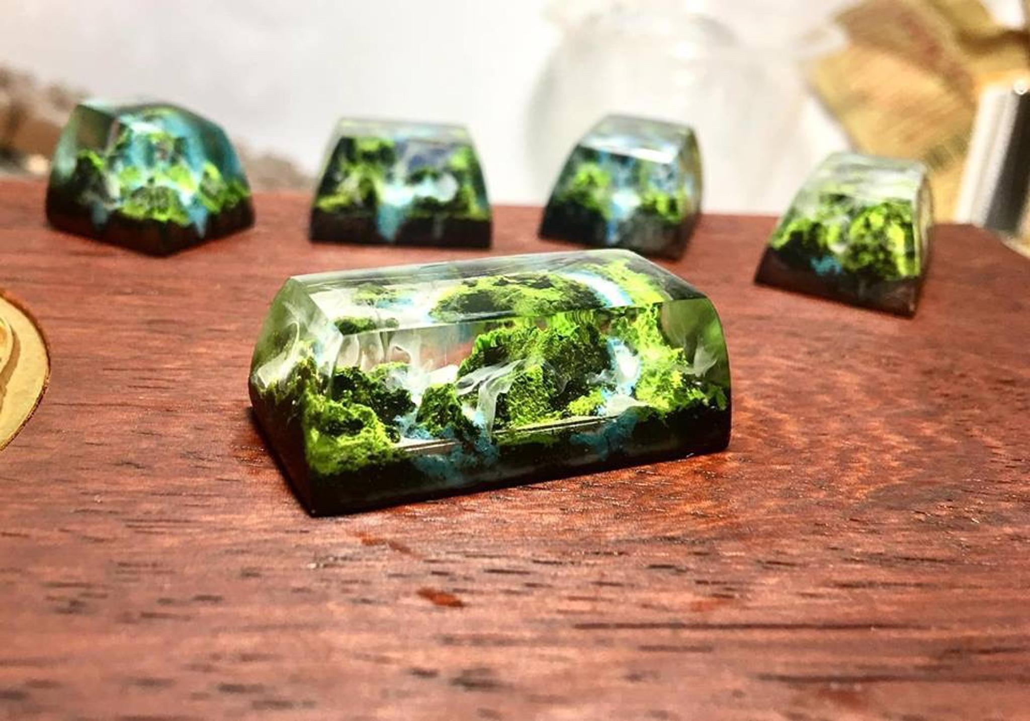 Keycap Artisan - Snow Valley and Mysterios Forest (GB) - Keycap group buy cover image featuring keycap artisan, Break Wood, wood and resin, Vietnam landscapes, keycap button, Huong wood, keycap collection, group buy