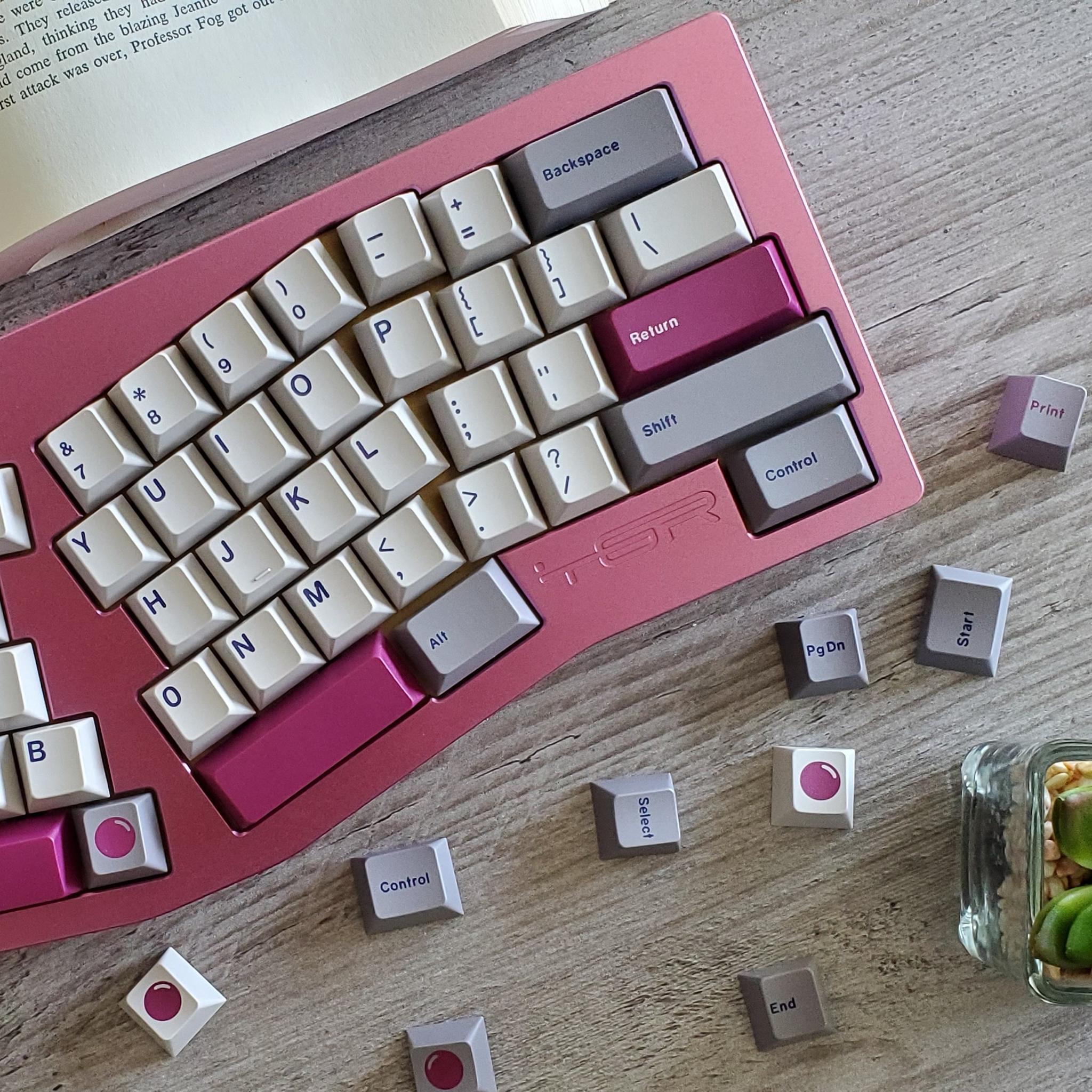 GMK DMG Lightning R2 (GB) - Keycap group buy cover image featuring GMK DMG, TheKeyCompany, nostalgia, classic, workspace, battle station, group buy