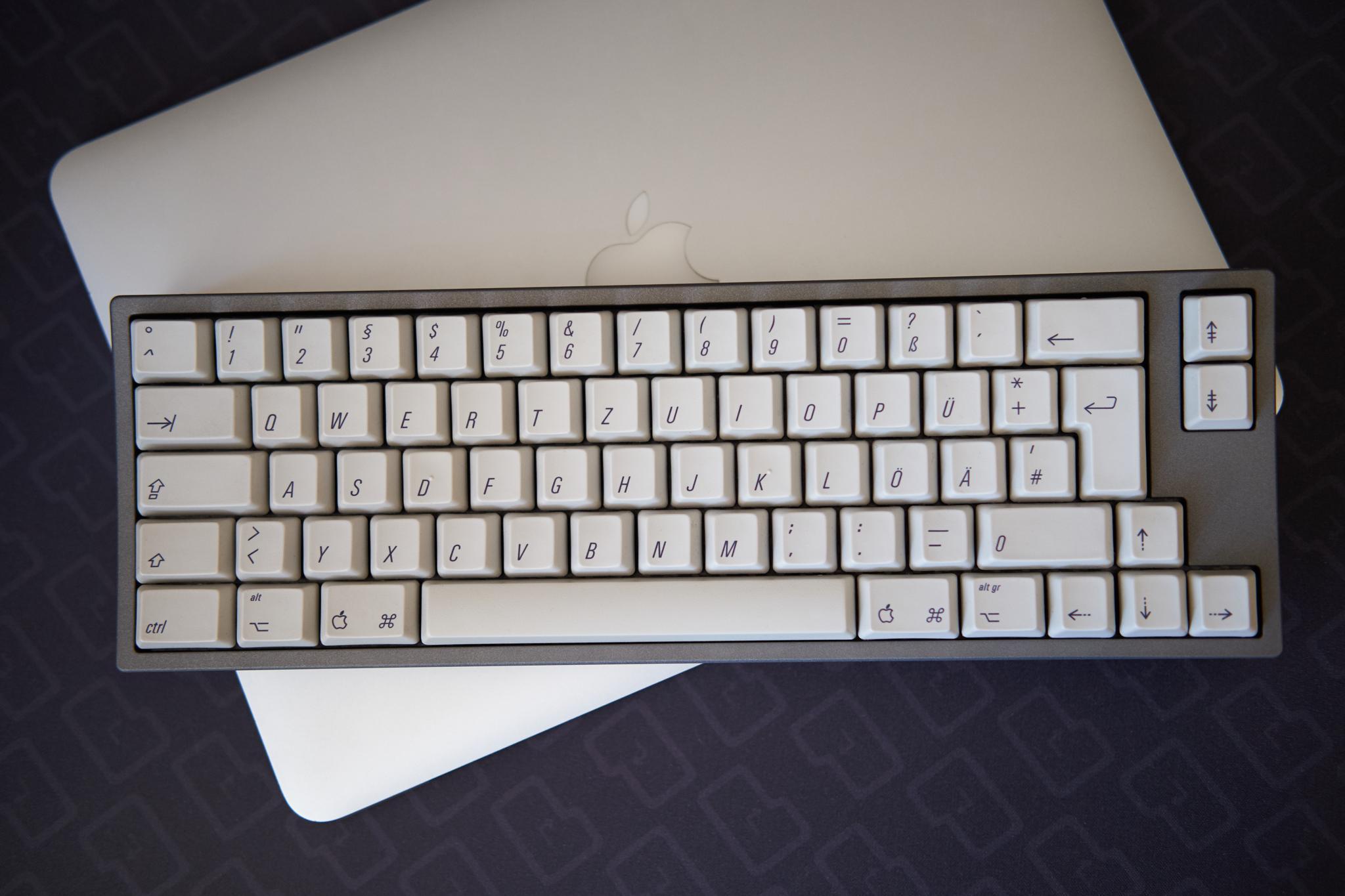 Borsdorf - 66% AEKII ISO (IC) - Keyboard interest check cover image featuring Borsdorf, 66% keyboard, AEK II, ISO, keycaps, PBT dyesub, Apple, Cyclops, Cablecar Designs, Salvun, QMK, PCB, mykeyboard.eu