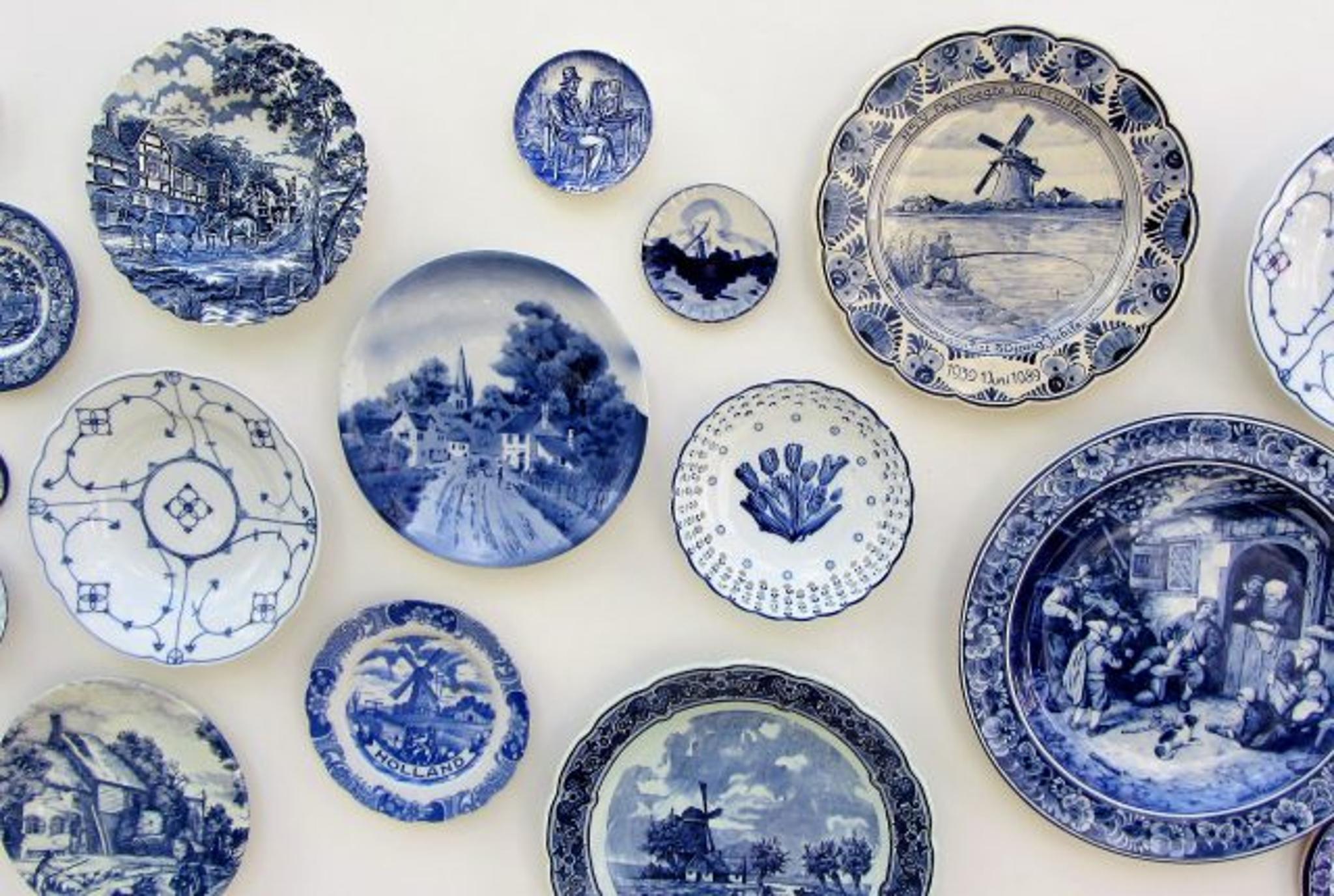 DCS Delftware (IC) - Keycap interest check cover image featuring DCS Delftware, porcelain art, keycaps, blue and white, dye-sublimated, PBT, Gorton font, Signature Plastics, discord community