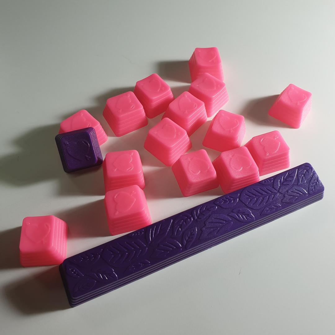 KeyKraft 16 Hearts (IC)