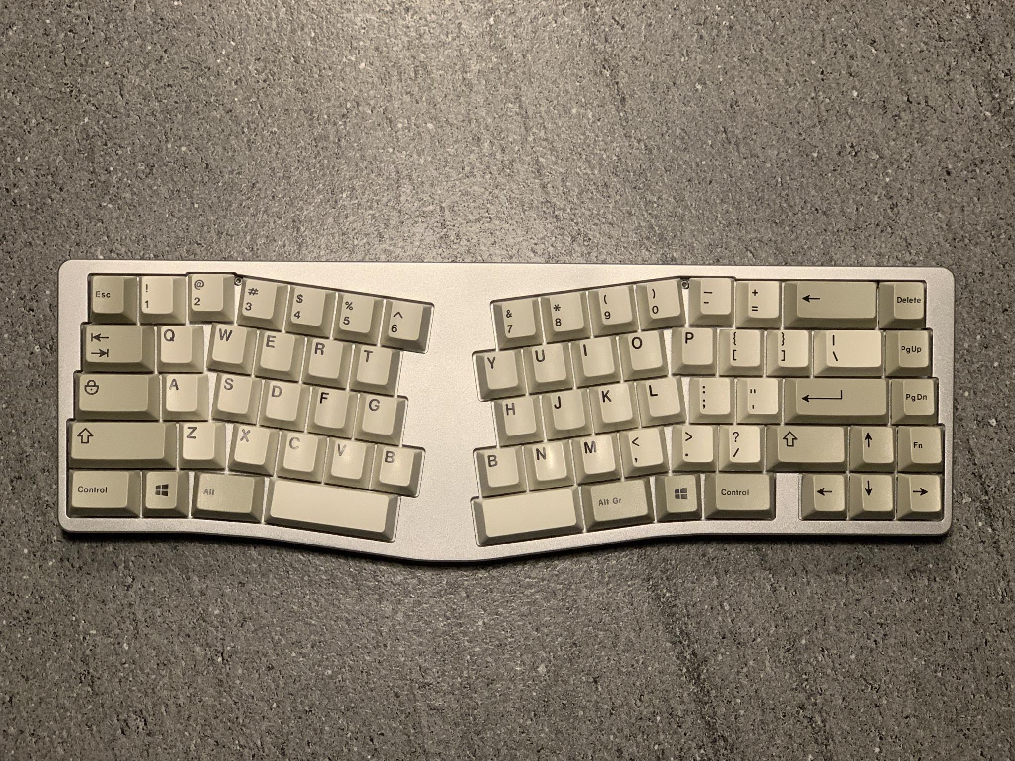 Noxary Valhalla (IC) - Keyboard interest check cover image featuring Noxary, Valhalla, ergo 65%, DUAL V2 Mount, keyboard design, screwless, seamless case, Gondolindrim PCB, anodizing colors, plate options, preorder