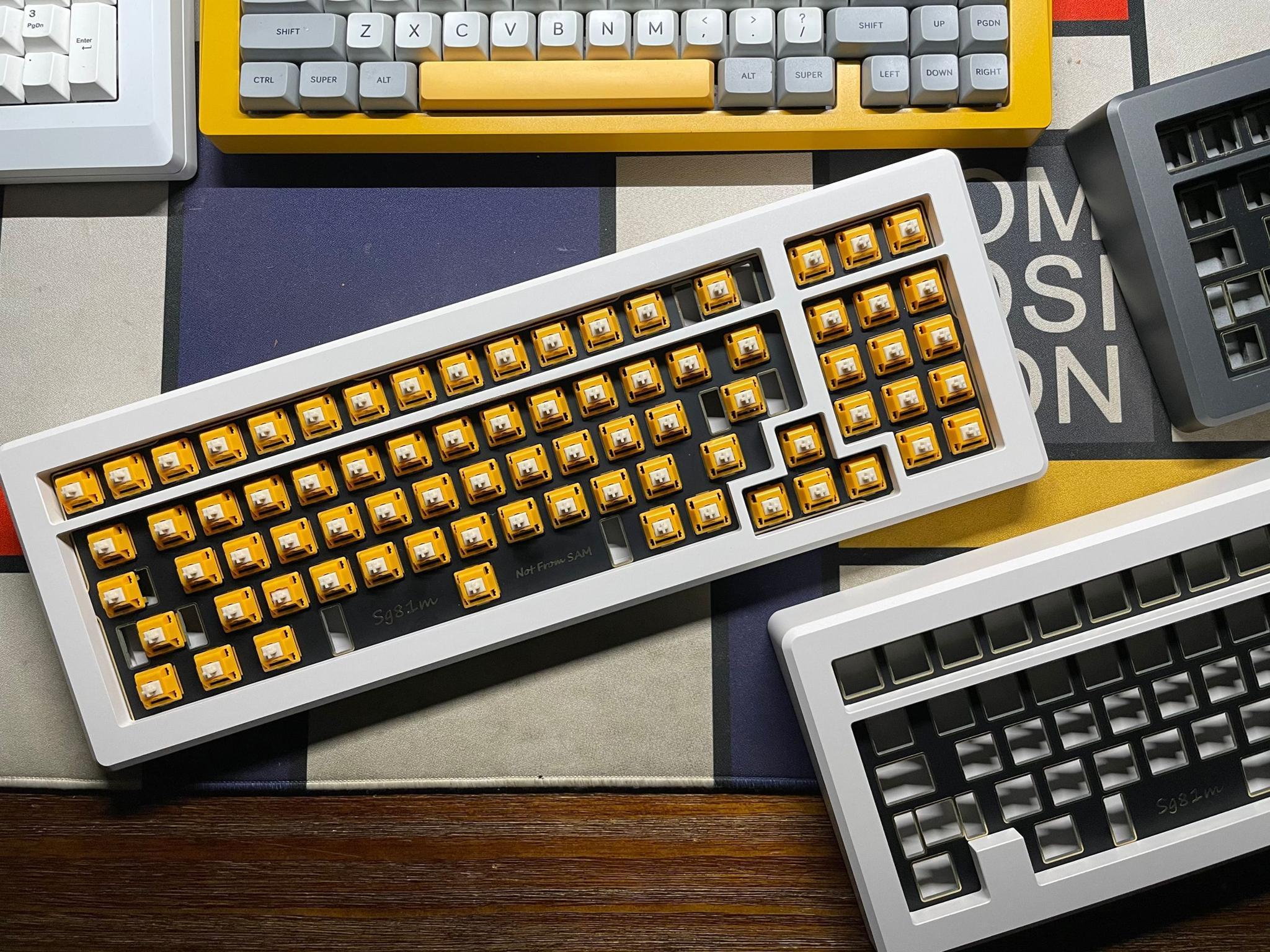 SG81M (IC) - Keyboard interest check cover image featuring SG81M, group buy, anodized, electrophoresis, aluminum case, soldered PCB, QMK, VIA, Sam's Studio, Discord
