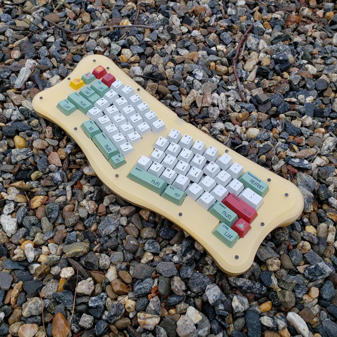 Design03 - Arctangent Keyboards (IC)
