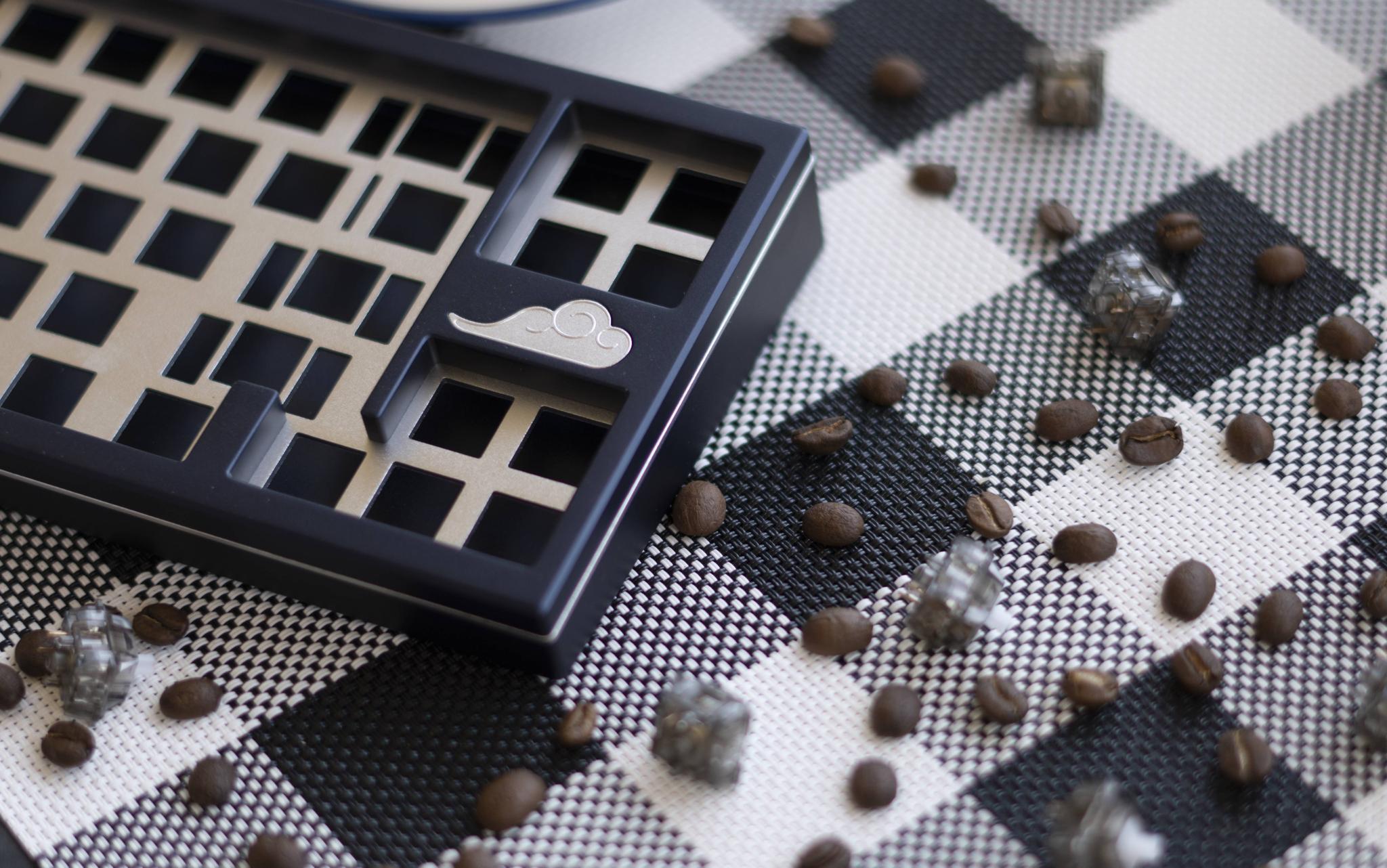 Aozora (IC) - Keyboard interest check cover image featuring Aozora, 65% keyboard, SalmonCat, brass badge, aluminum body, sleek design, anodized finish, typing angle, customizable, QMK support