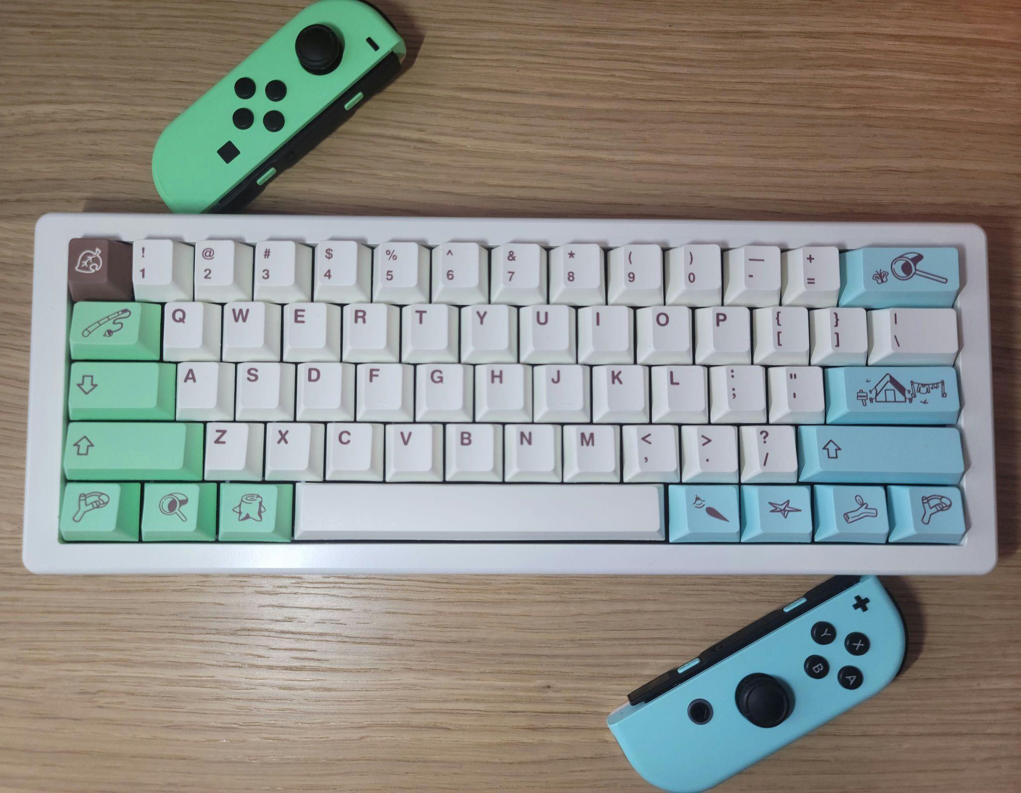 Honeyboards (IC) - Keyboard interest check cover image featuring Honeyboards, StormTrooper White, HB60%, Cerakote, Group Buy, spacebars, machining, aluminum, customization, keyboard, IC Form