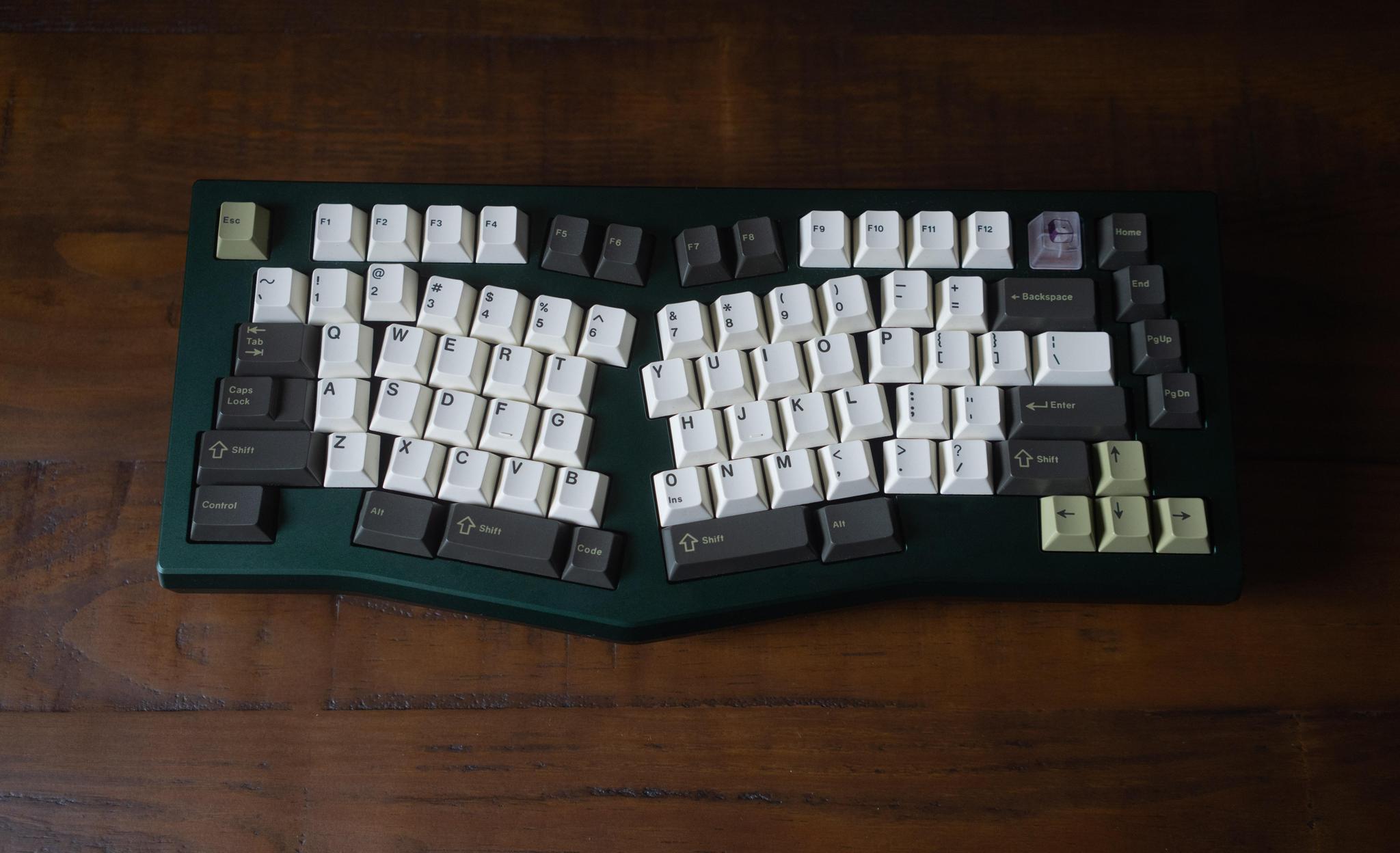 Calice - 75% F13 Alice (IC) - Keyboard interest check cover image featuring Calice, 75% F13, Alice layout, prototype, Geonworks Tadpole, QMK, VIA, keyboard design