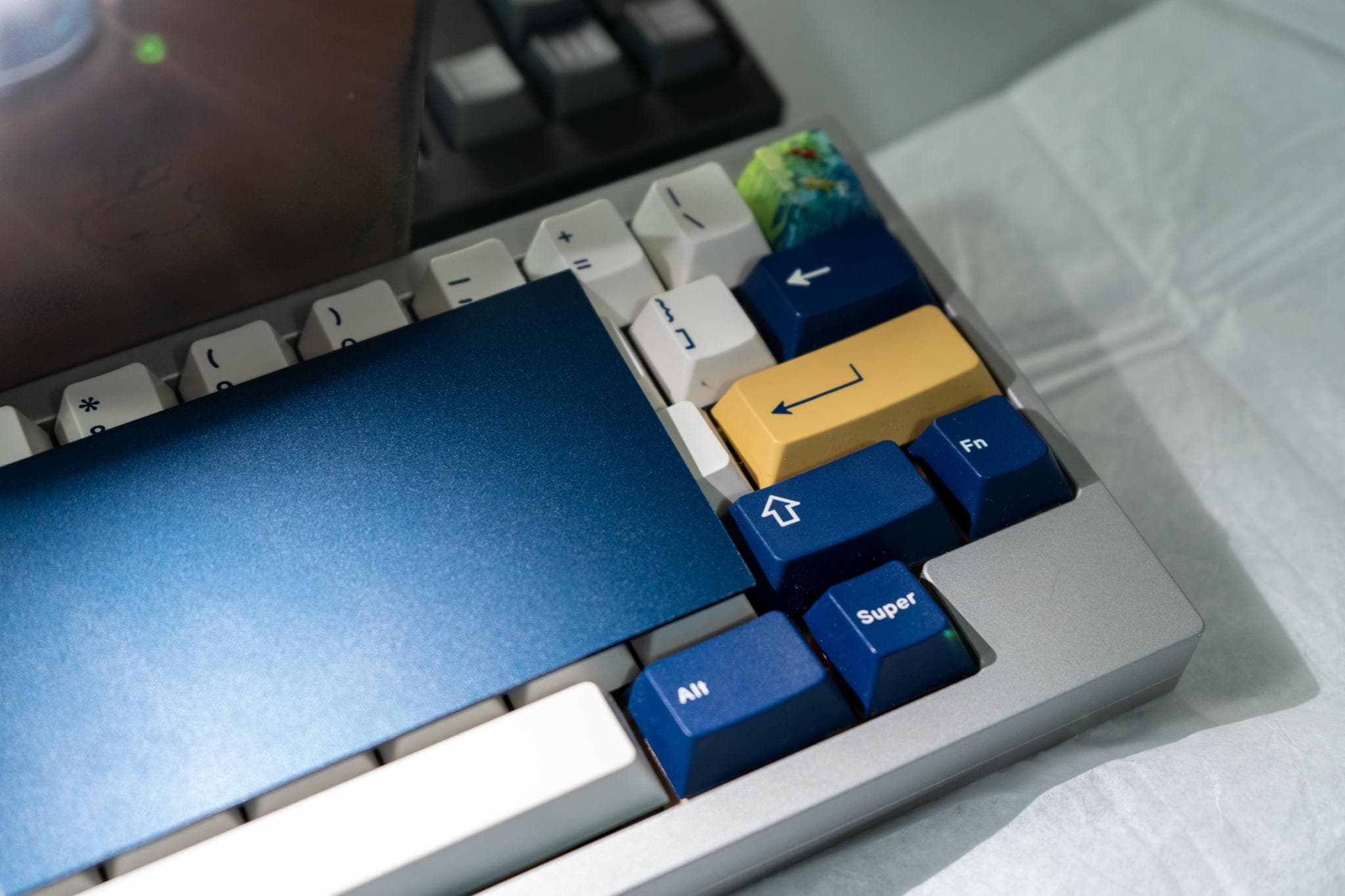 Symmetry 70 - Gallery image 4 showing project details