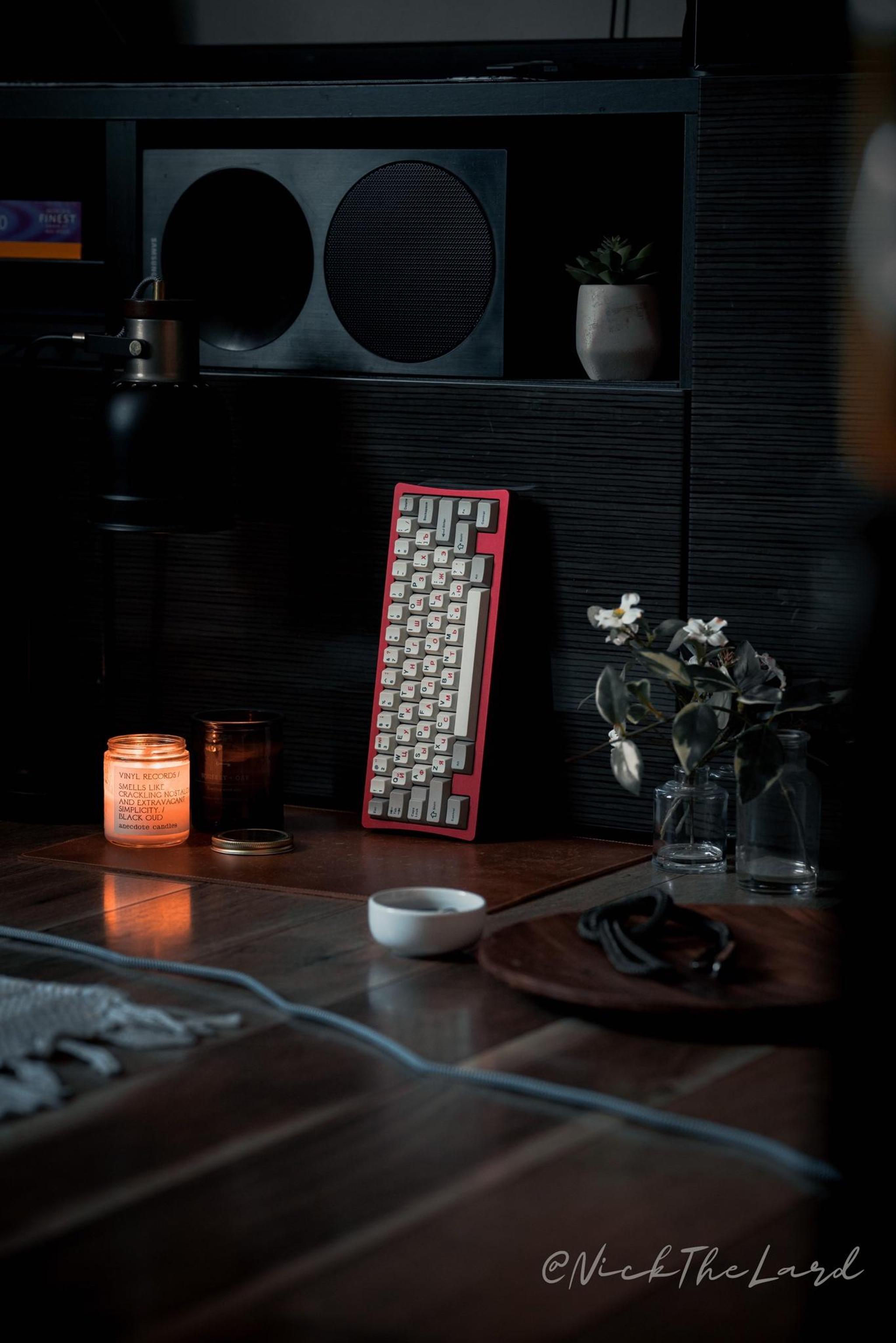 Sagrada (IC) - Keyboard interest check cover image featuring Sagrada, keyboard, raffle, leaf-spring, 60%, group buy, Barcelona, PCB, Mykeyboard.eu, design