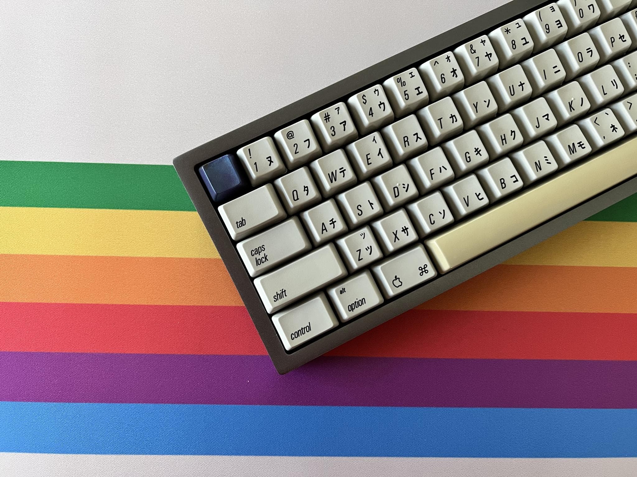 Båge - AEK Curved 60 - Gallery image 1 showing project details