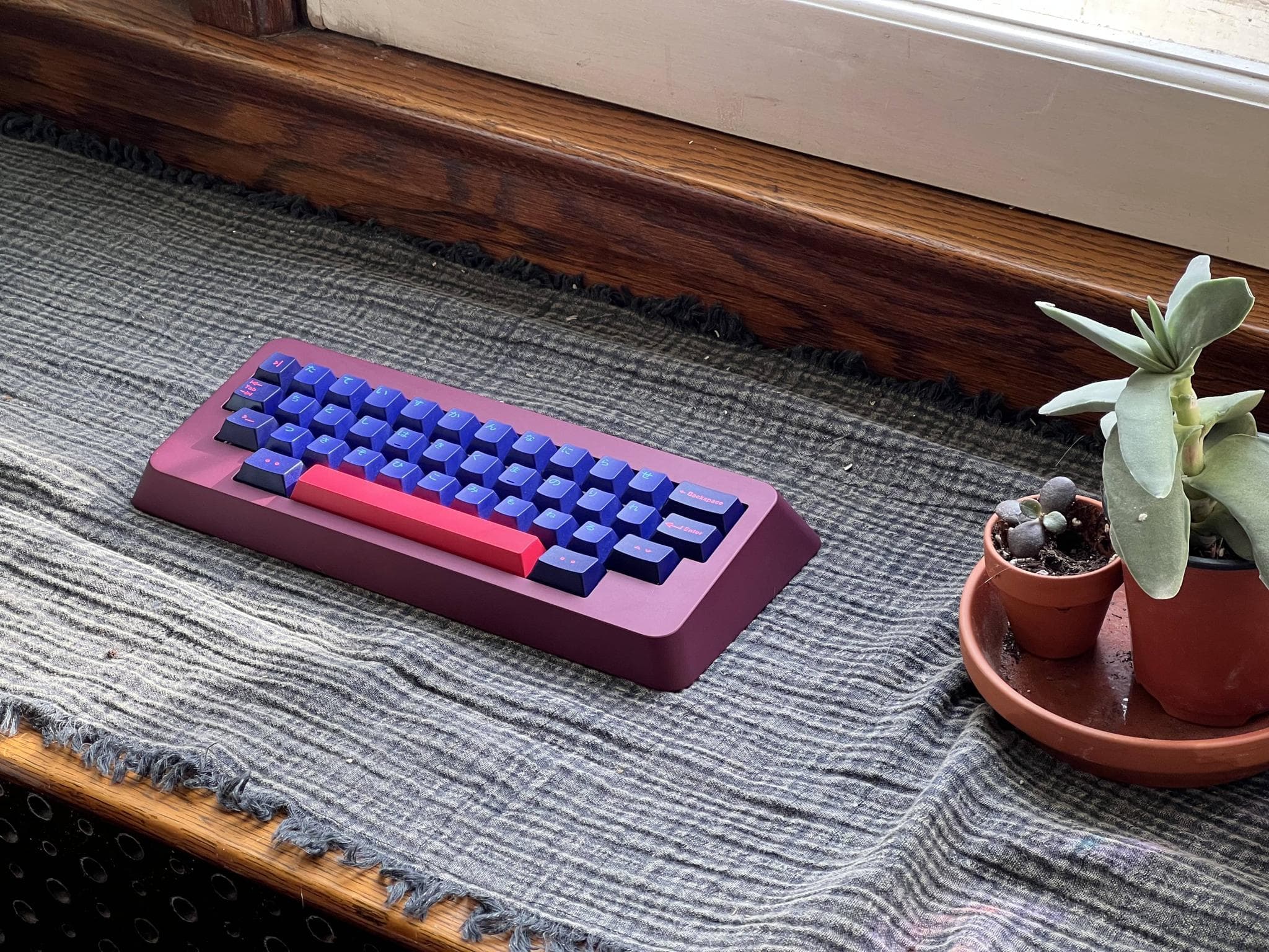Menhir - Premium 40% Keyboard - Gallery image 1 showing project details