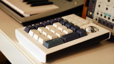 Thumbnail 1