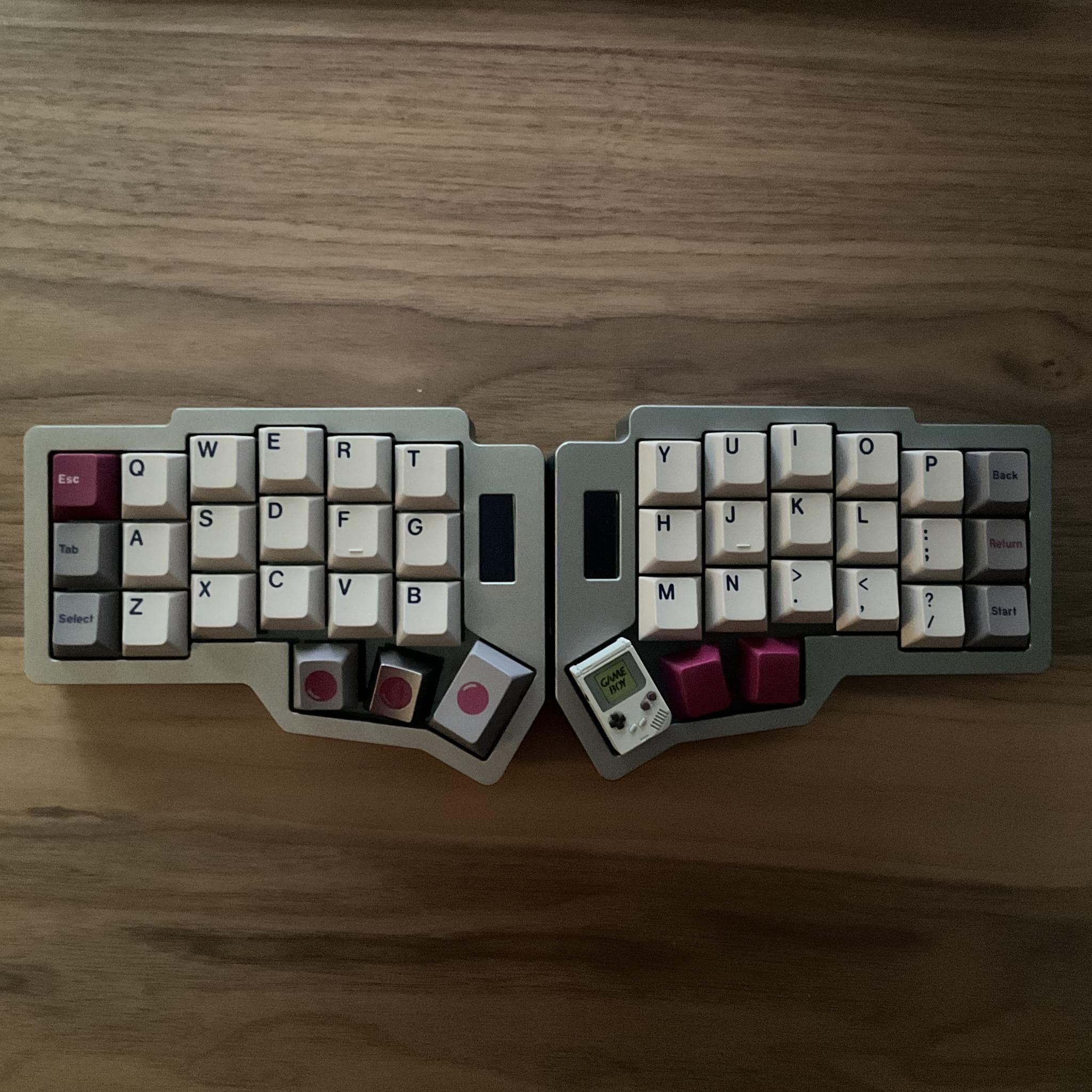 Corchim - crkbd Gasket Mount Case - Gallery image 3 showing project details