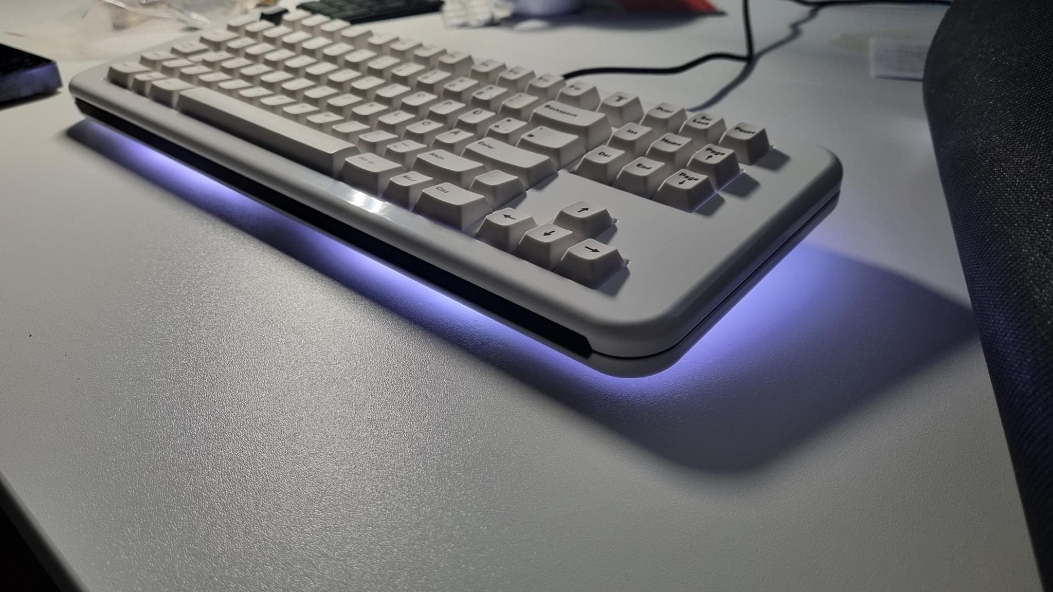 Hover TKL Rev. 2 - Gallery image 2 showing project details