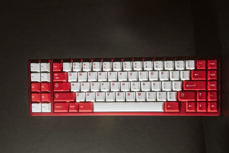 Noxary 378 - Red