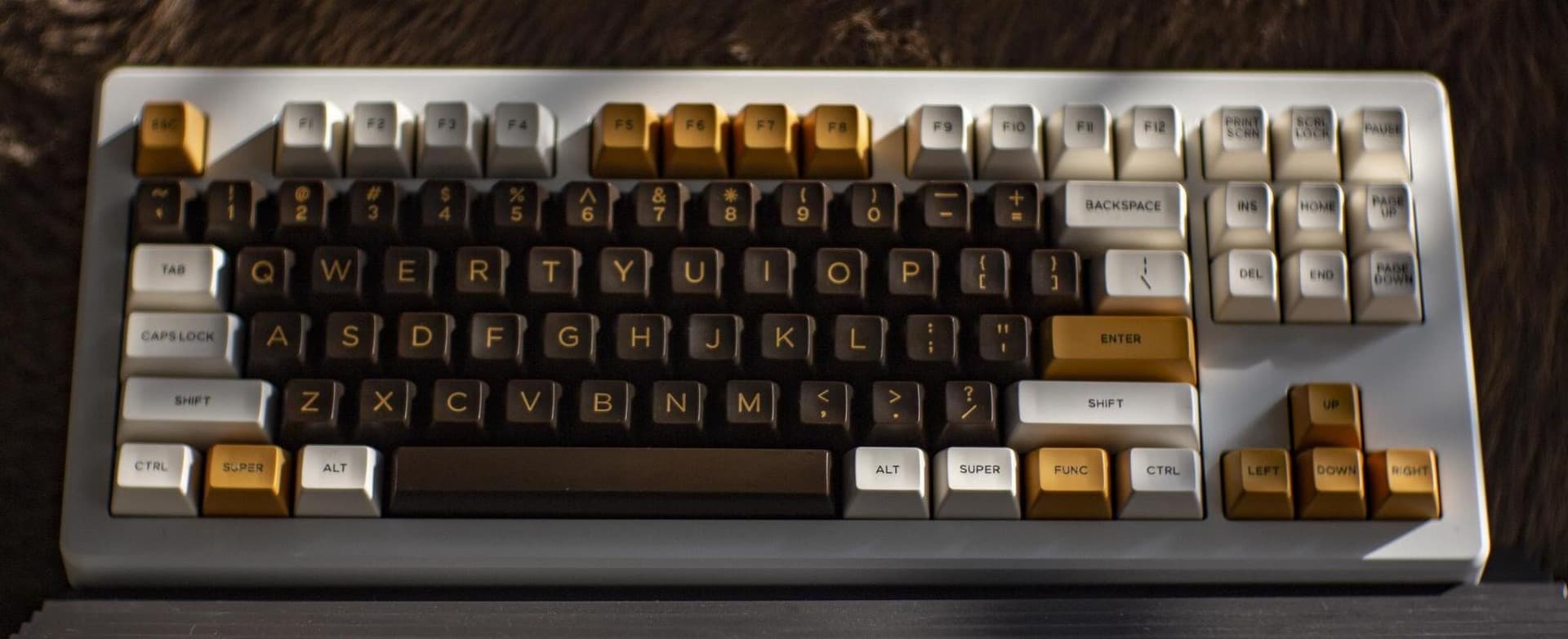 DOMIKEY X Glove Tiger