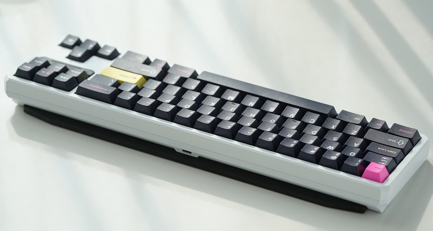 Infinite 70 - Keyboard