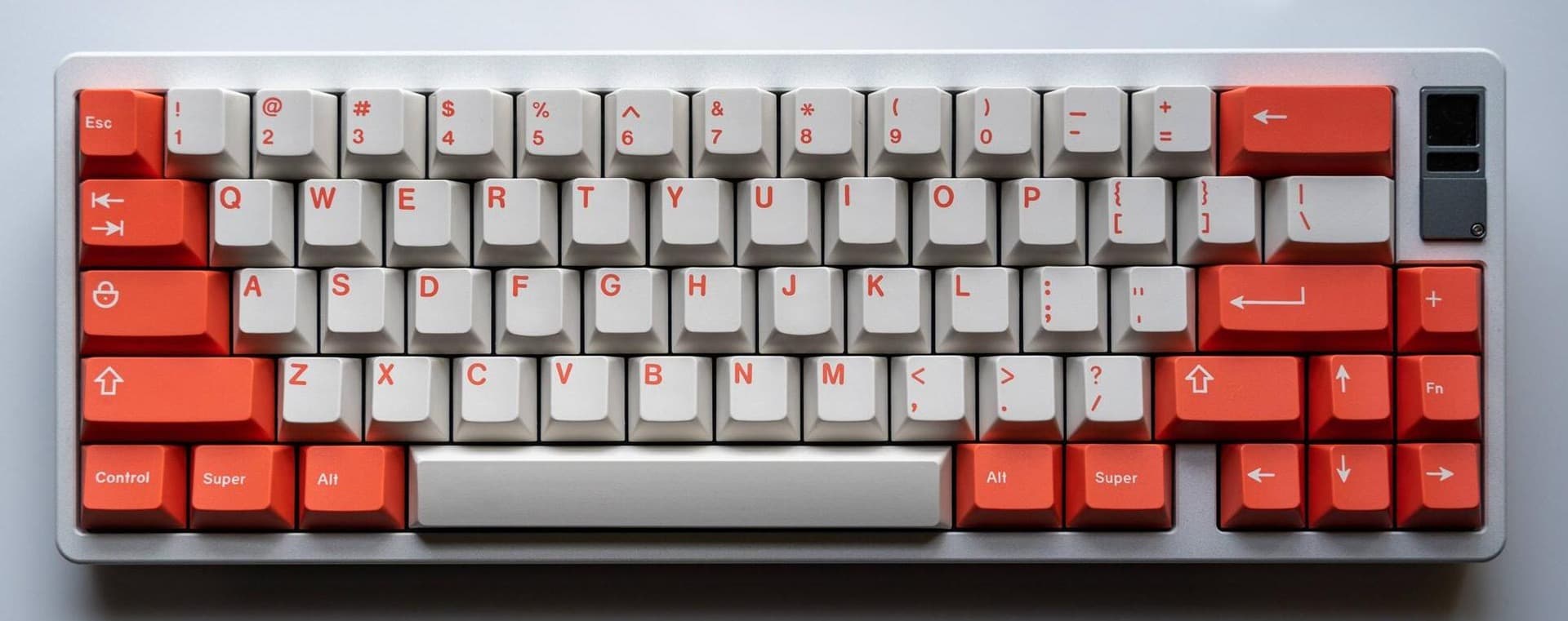 GMK Coral R2